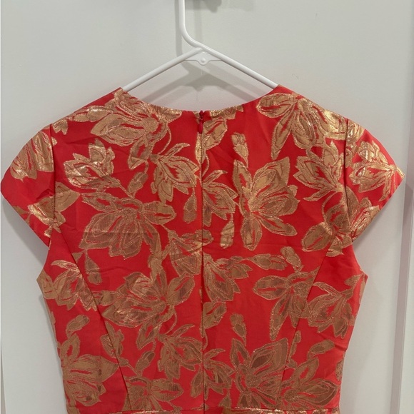 Vince Camuto Jacquard Cap-Sleeve Metallic Fit and Flare Dress Size 6 - Picture 9 of 12